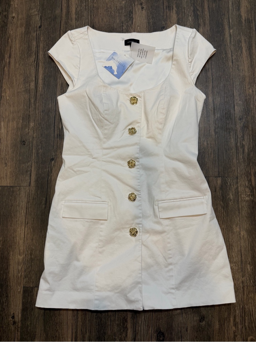NWT MAJORELLE Genevieve White Short Sleeve Gold Rose Button Mini Dress REVOLVE - Picture 4 of 12